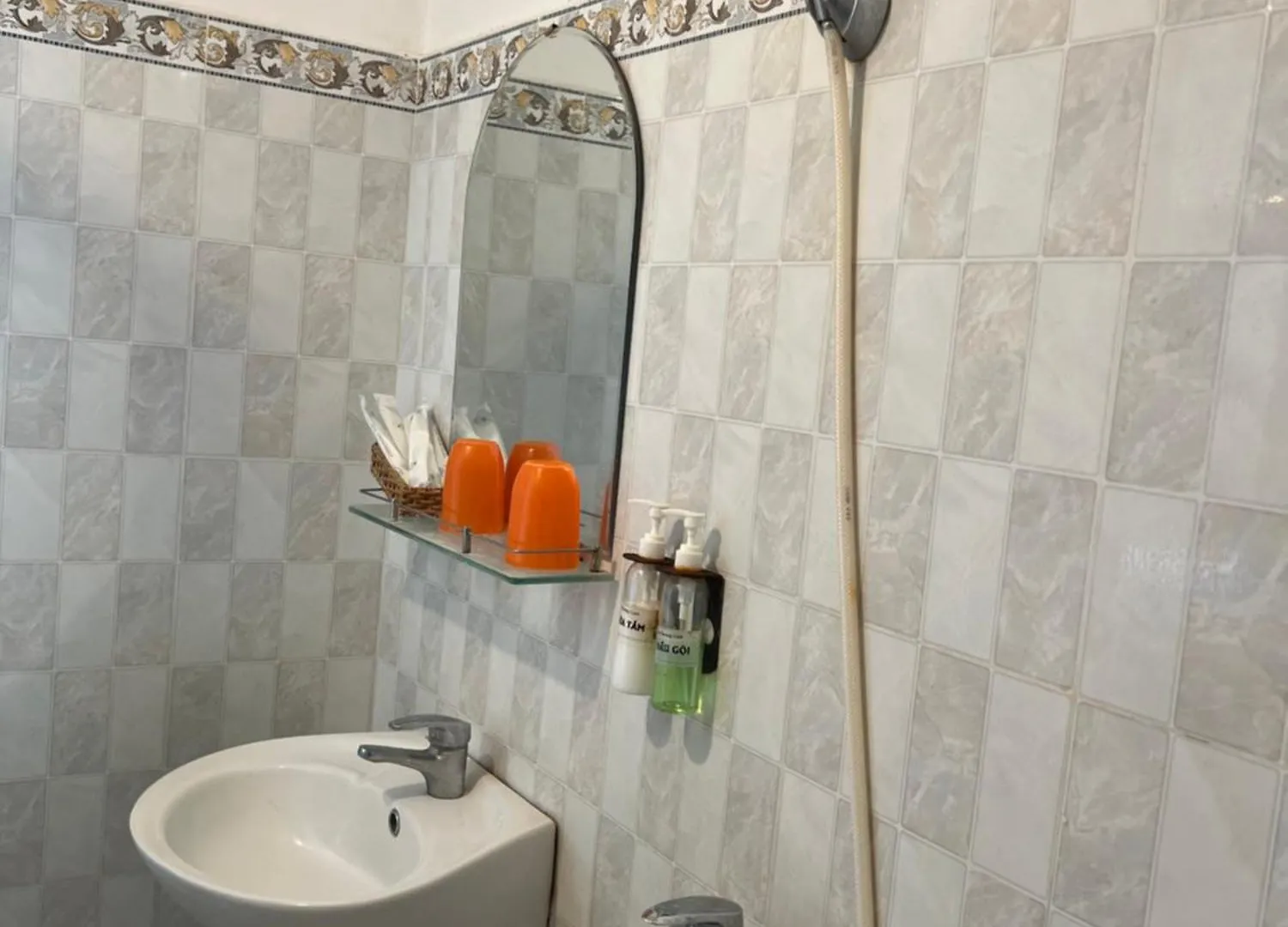 **  Hoang Linh Hotel Vung Tau Vietnam