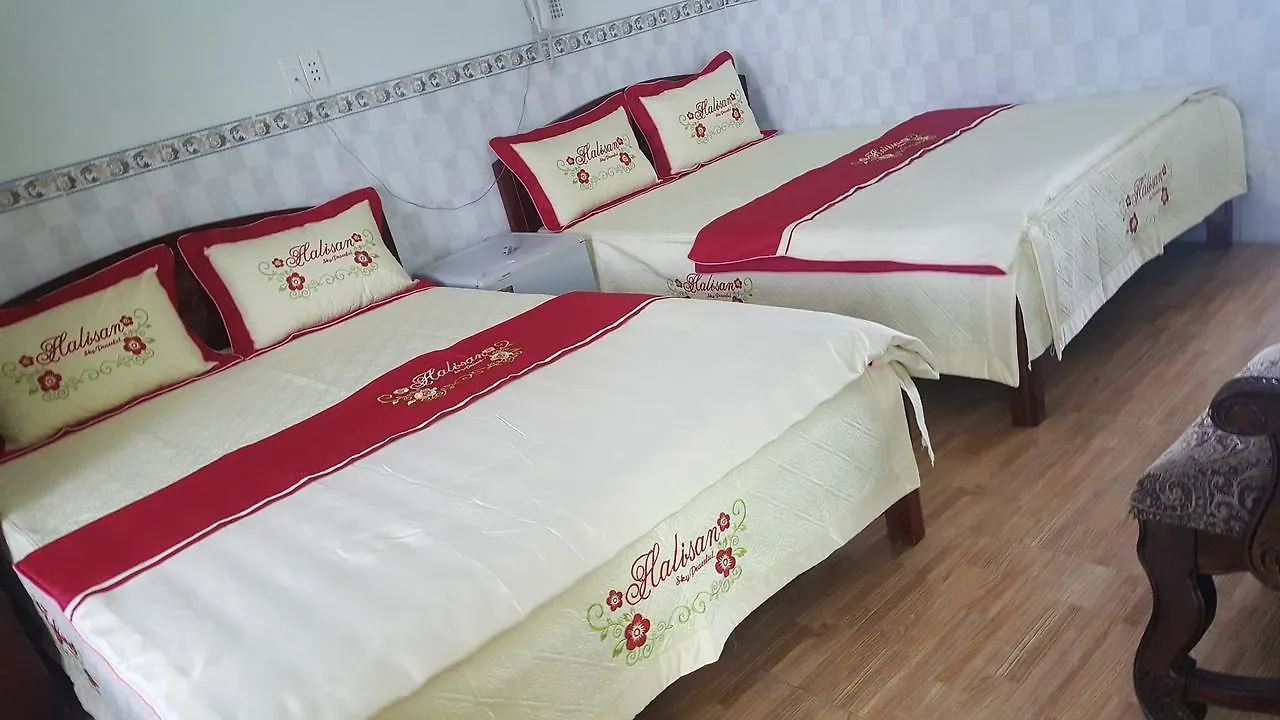 Hoang Linh Hotel Vung Tau 2*,